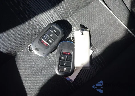 2022 Honda Civic Sport из США, поврежденный, VIN 2HGFE2F58NH577387